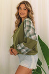 Green Plaid Patch Waffle Knit Exposed Seam Bubble Sleeve Top-Tops-MomFashion