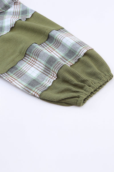 Green Plaid Patch Waffle Knit Exposed Seam Bubble Sleeve Top-Tops-MomFashion