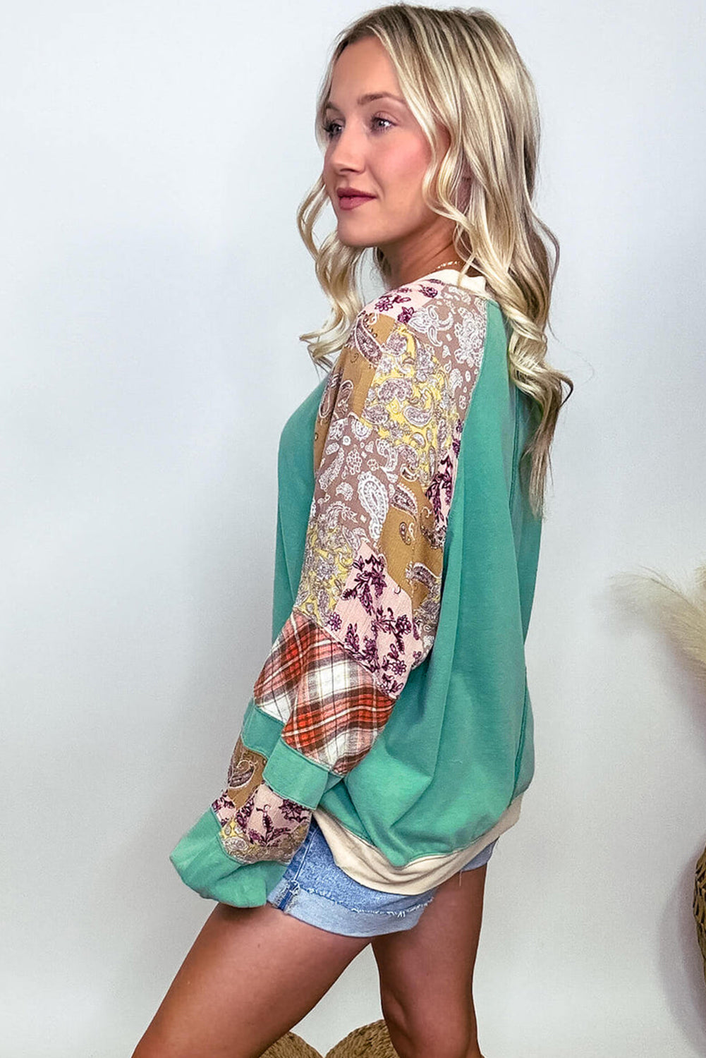 Sky Blue Plus Size Plaid Floral Patchwork Raglan Sleeve Sweatshirt-Plus Size/Plus Size Sweatshirts & Hoodies-MomFashion