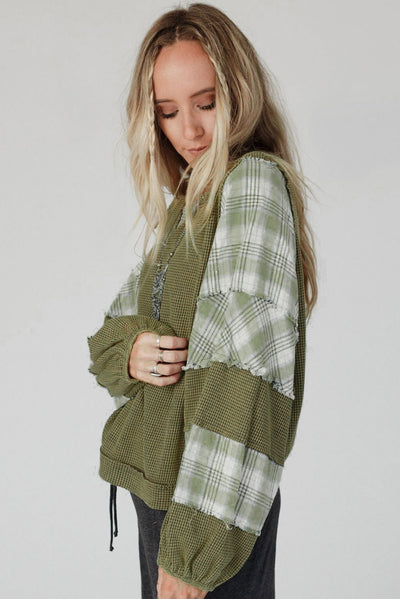 Green Plaid Patch Waffle Knit Exposed Seam Bubble Sleeve Top-Tops-MomFashion